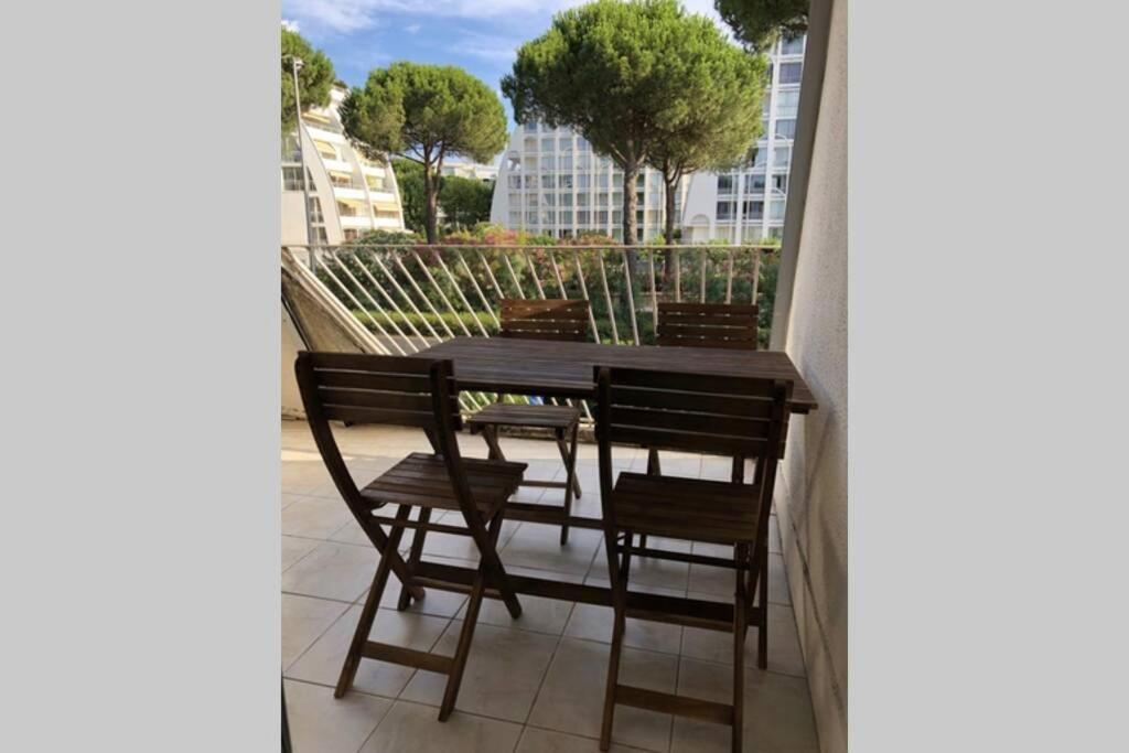 Superbe Appartement Climatise A 3 Min De La Mer La Grande-Motte Exterior photo
